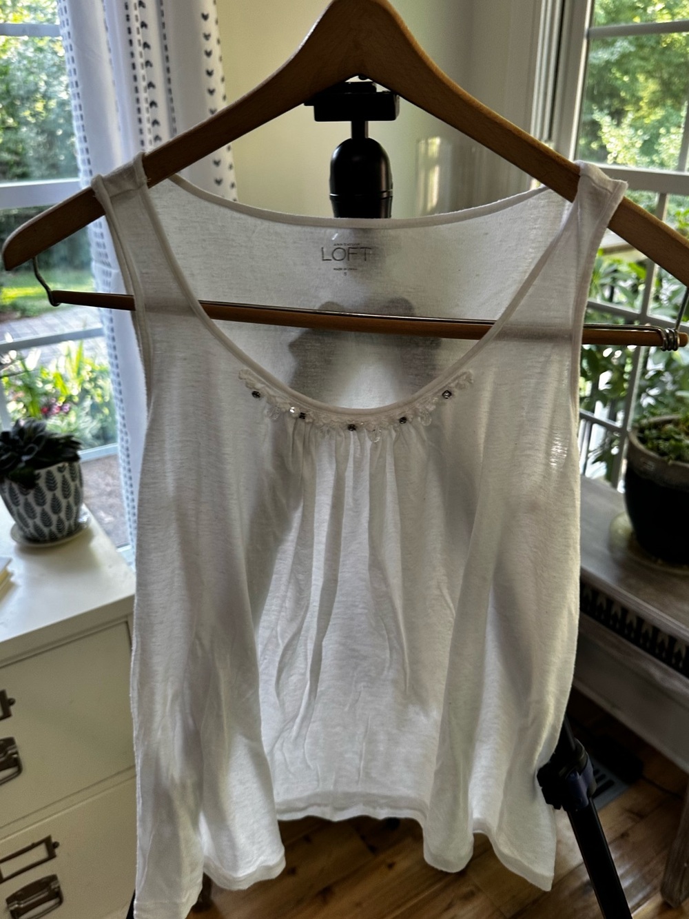 LOFT casual light weight top